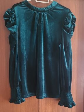 Velvet Puff-Sleeve Blouse - Forest Green
